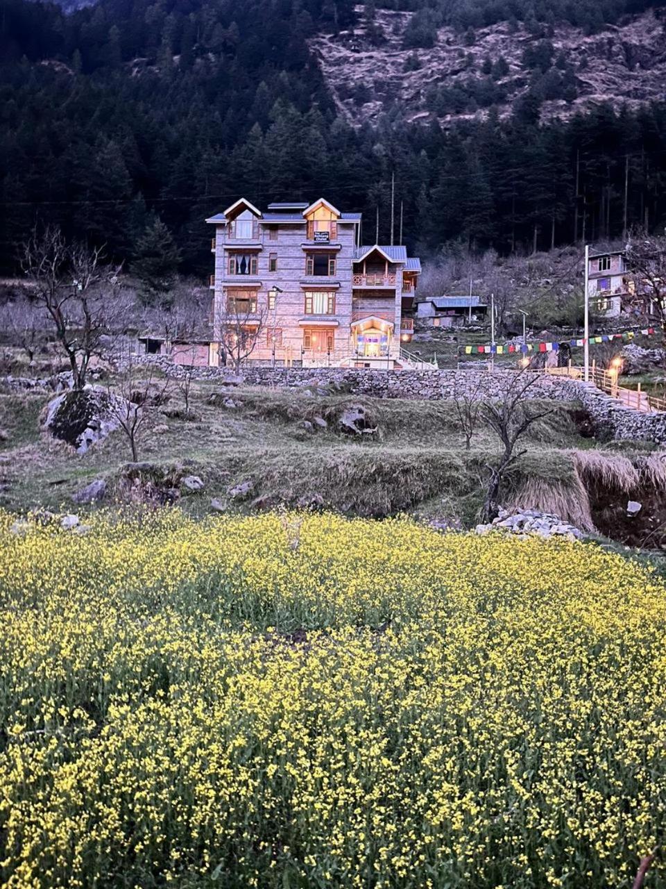 The Rohtang Chalet Hotel Manāli Exterior foto